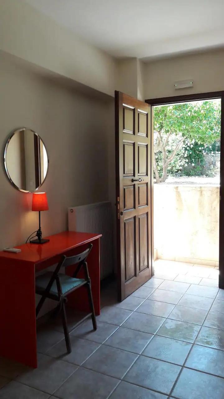 Karantonis House Leonídion